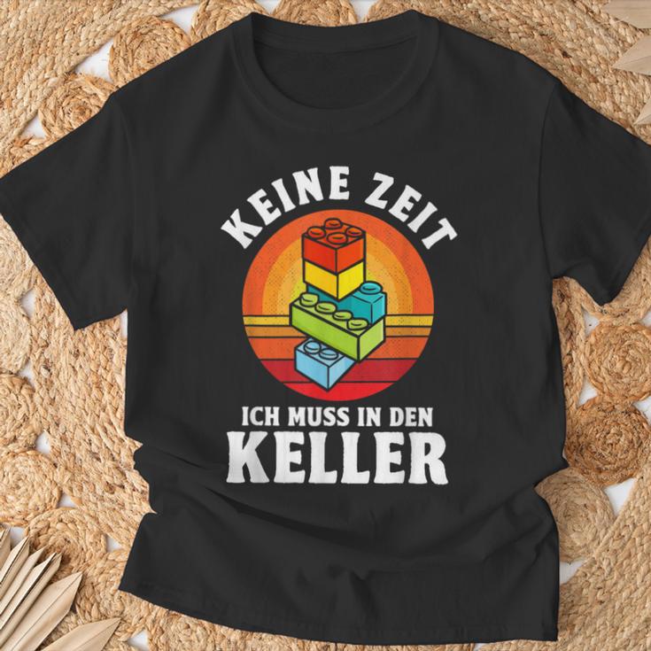 Keine Zeit Ich Muss In Den Keller Klemmbaustein Building German S T-Shirt Geschenke für alte Männer