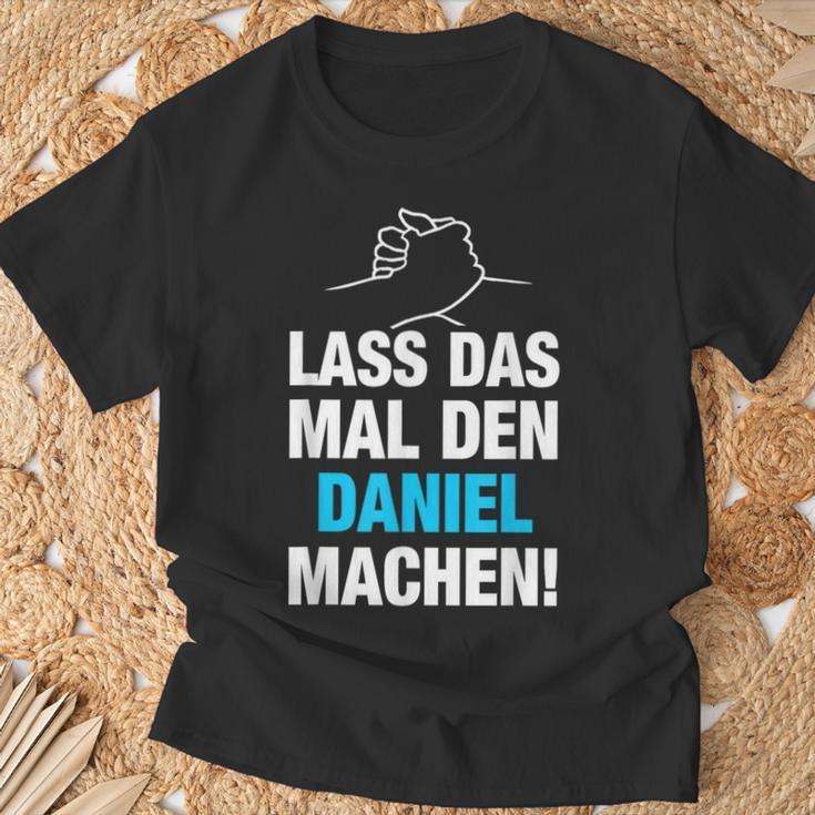 Lass Das Mal Den Daniel Machen First Name Saying T-Shirt Geschenke für alte Männer