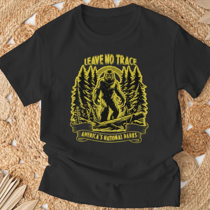 Leave No Trace America's National Parks T-Shirt Gifts for Old Men