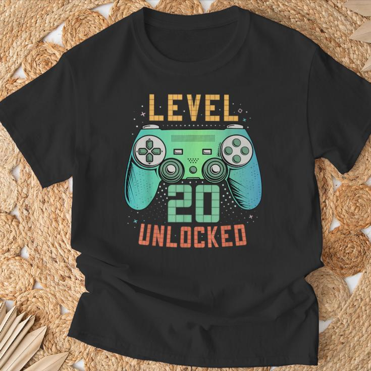 Level 20 Unlocked 20Th Birthday Gamer 20 Year Old Male T-Shirt Gifts for Old Men
