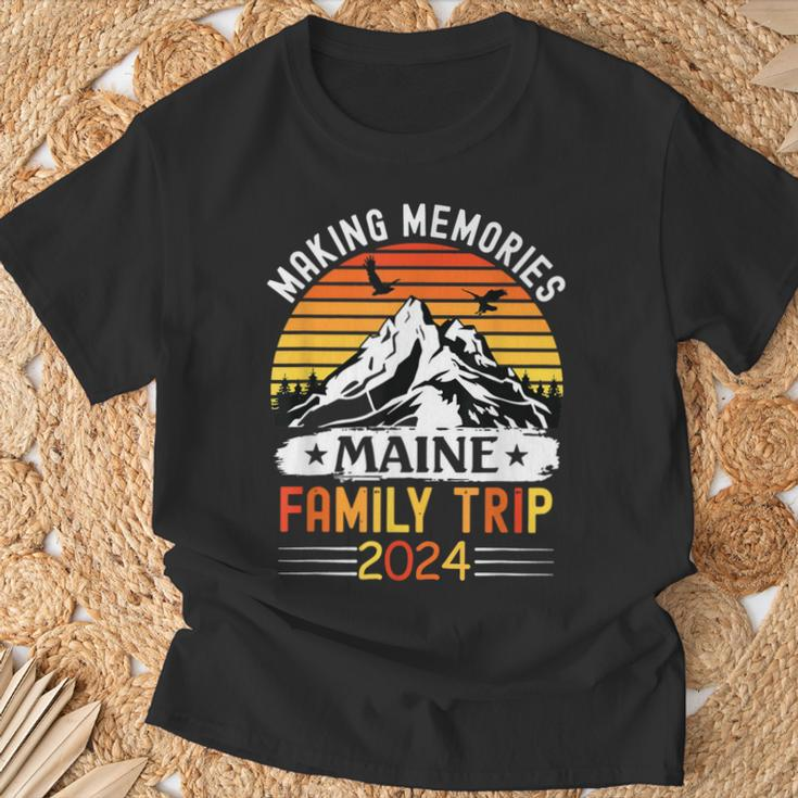Maine Family Vacation 2024 Mountains Camping Family Trip T-Shirt Gifts for Old Men