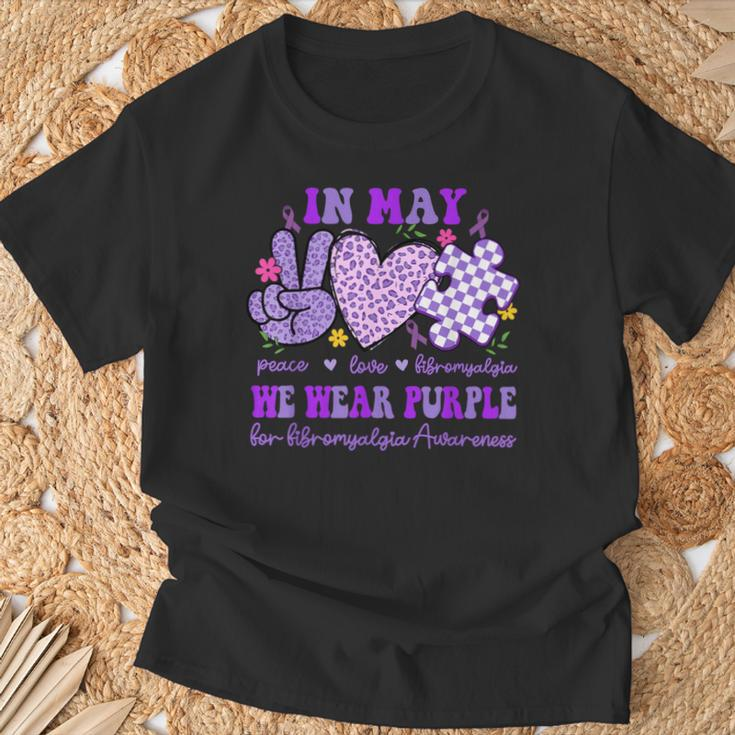 In May We Wear Purple For Fibromyalgia Awareness Peace Love T-Shirt Gifts for Old Men