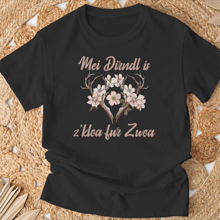 Mei Dirndl Is Z Kloa For Zwoa Dirndl For Zwoa Oktoberfest T-Shirt Geschenke für alte Männer