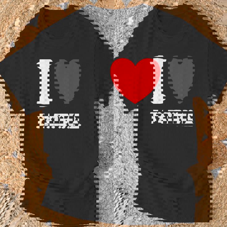 Negro Blanco Me Encanta Fátima Camiseta unisex Regalos para ancianos