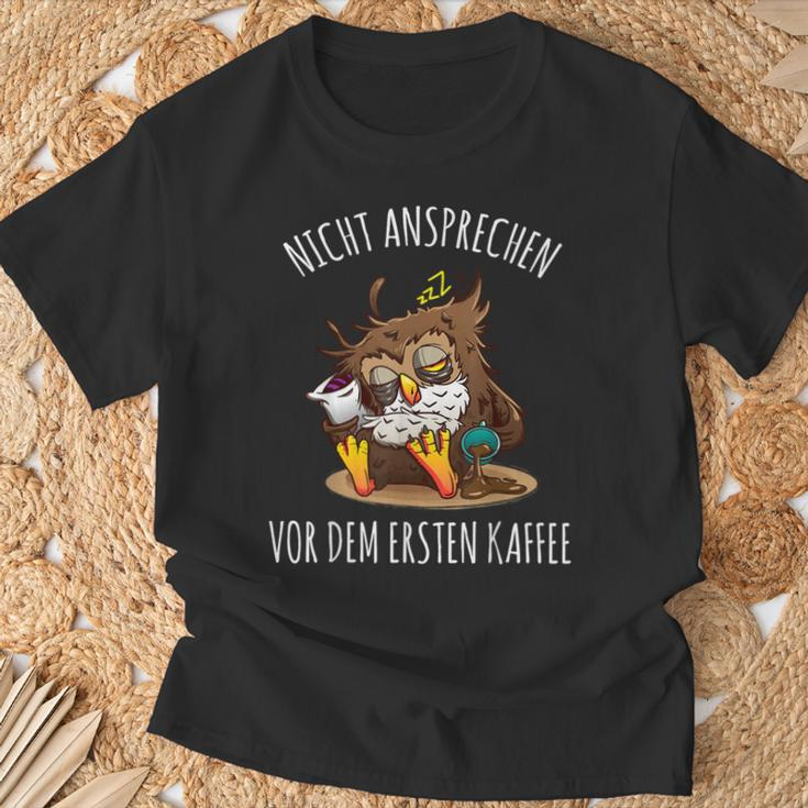 Nicht Ansprechen Vor Dem Ersten Kaffee Eule Morgenmuffel German T-Shirt Geschenke für alte Männer