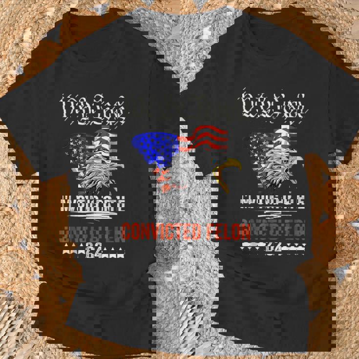 We The People 2024 I'm Voting For The Convicted Felon Eagle T-Shirt Gifts for Old Men