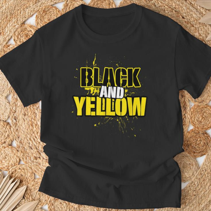 Pittsburgh Black And Yellow Pennsylvania T-Shirt Gifts for Old Men