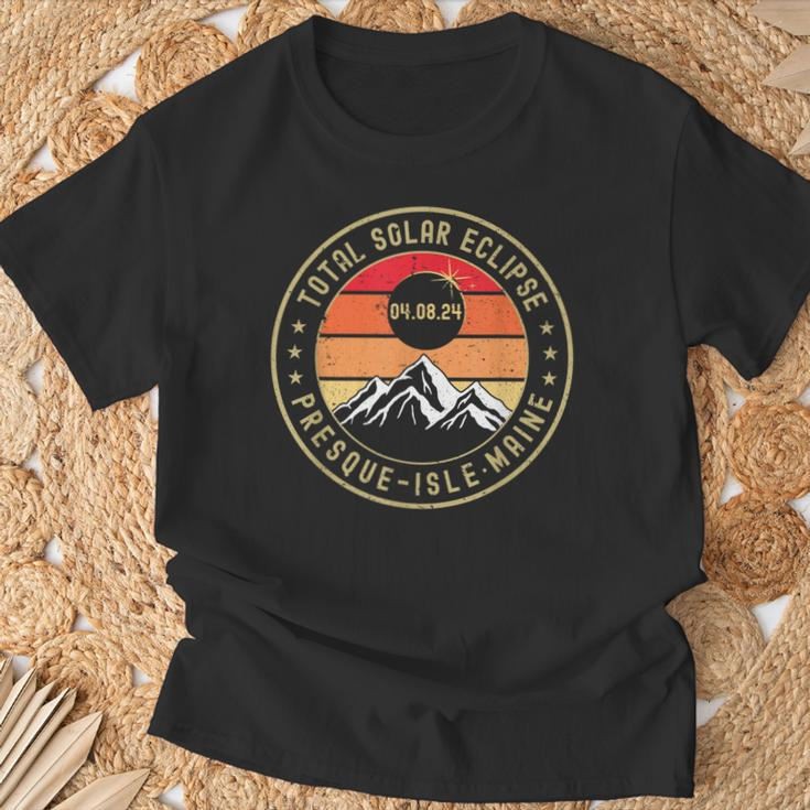 Presque Isle Maine Total Solar Eclipse 2024 Retro Vintage T-Shirt Gifts for Old Men