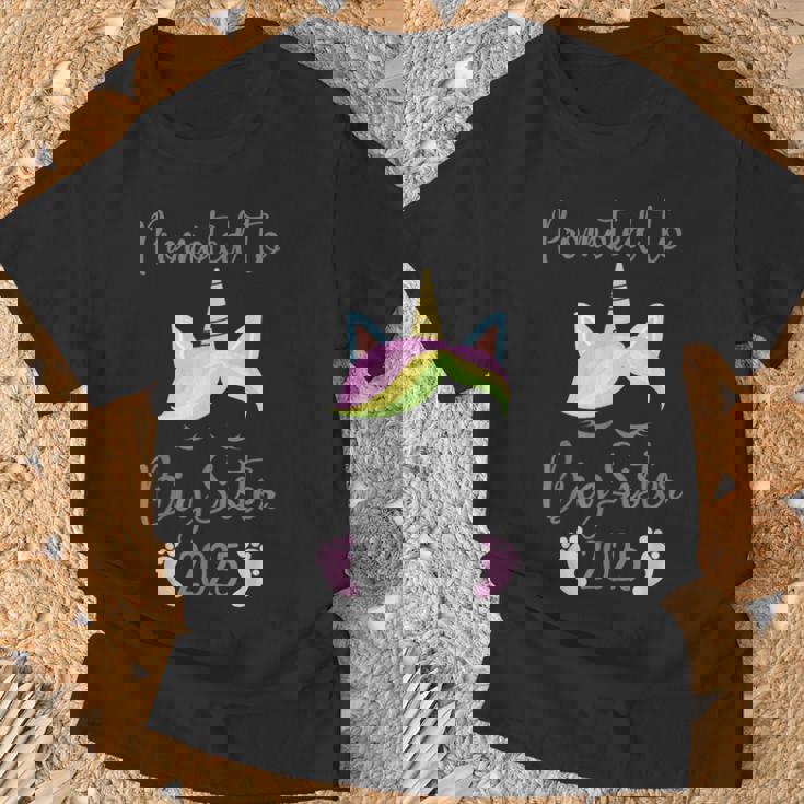 Promoted To Big Sister 2025 With Unicorn For New Baby Shower T-Shirt Gifts for Old Men