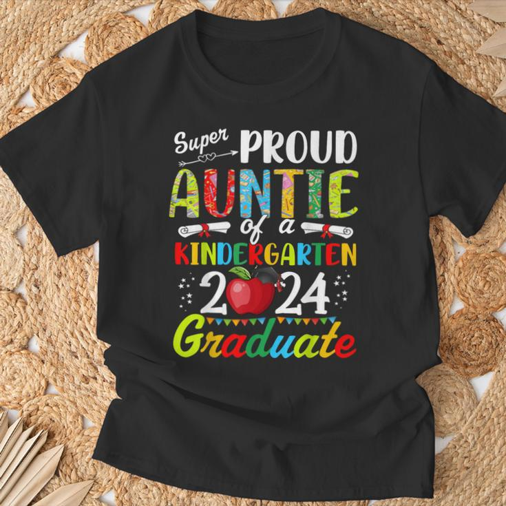 Proud Auntie Of Kindergarten Graduate 2024 Graduation Auntie T-Shirt Gifts for Old Men