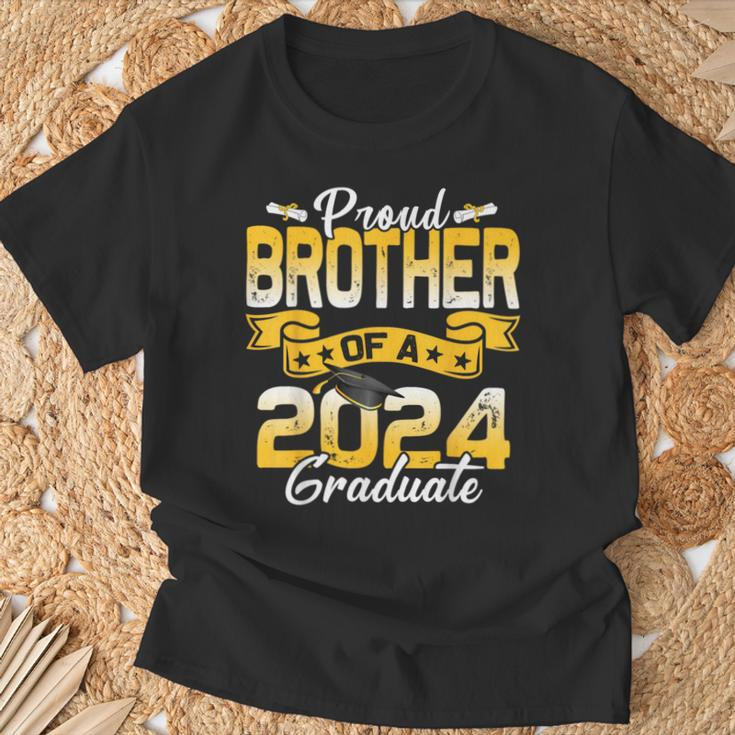 Proud Brother Of A Class Of 2024 Graduate Senior Graduation T-Shirt Gifts for Old Men