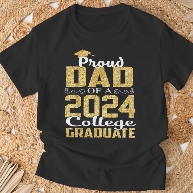 Proud Dad Of 2024 Graduate College Graduation T-Shirt Gifts for Old Men