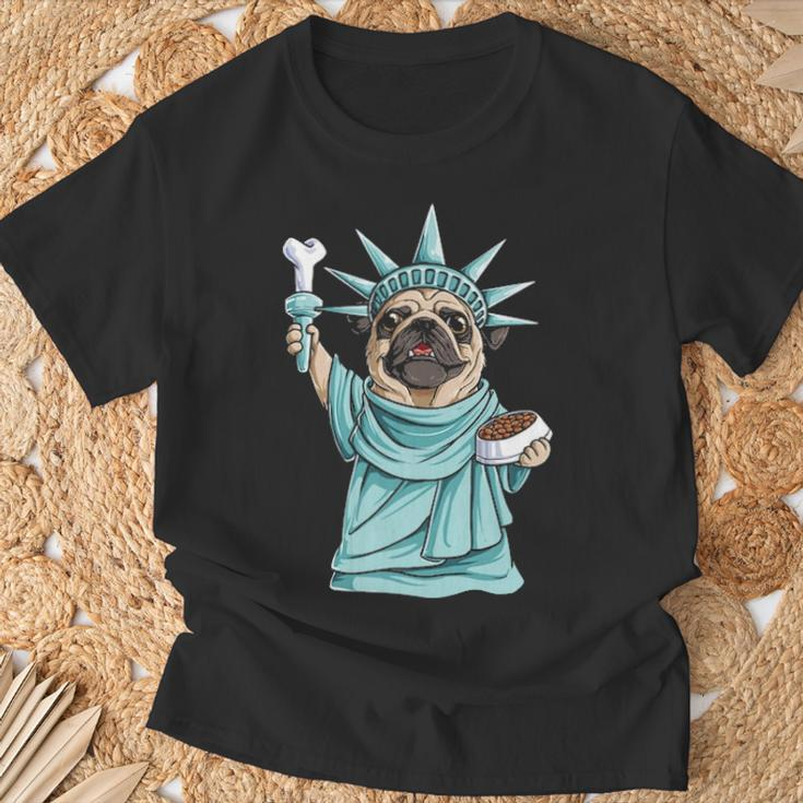 Pug Statue Of Liberty 4Th Of July Dog Lover T-Shirt Gifts for Old Men