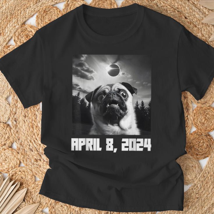 Pug Taking Selfie Totality 04 08 24 Total Solar Eclipse 2024 T-Shirt Gifts for Old Men