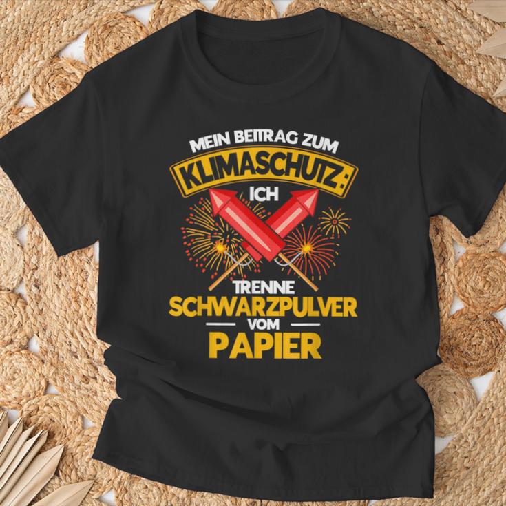 Pyrotechnik Mein Beitrag Zum Klimaschutz German Language T-Shirt Geschenke für alte Männer