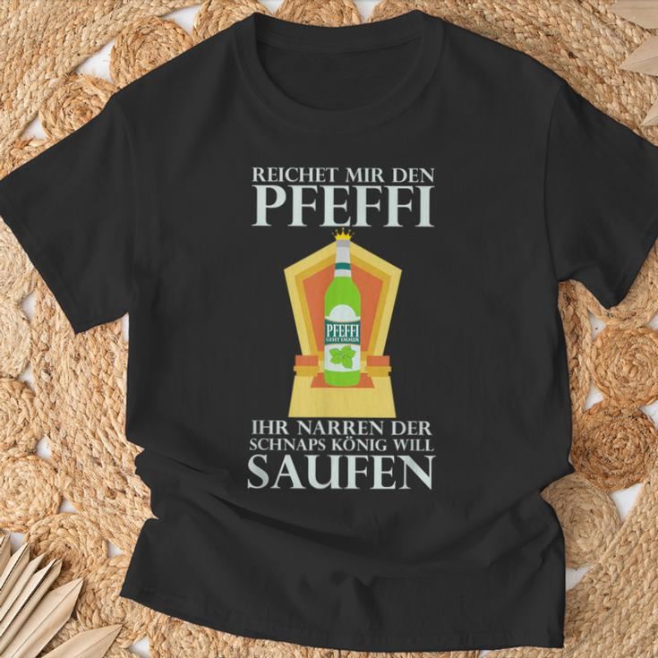 Reichet Mir Den Pfeffi T-Shirt, Minzlikör Saufparty Design Geschenke für alte Männer