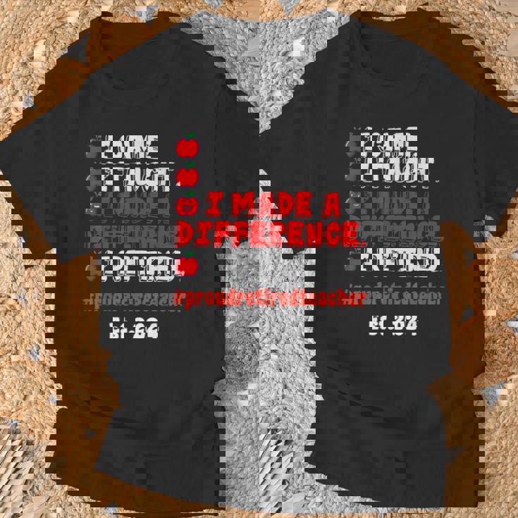 Retired Teacher Class Of 2024 Retirement School T-Shirt Gifts for Old Men