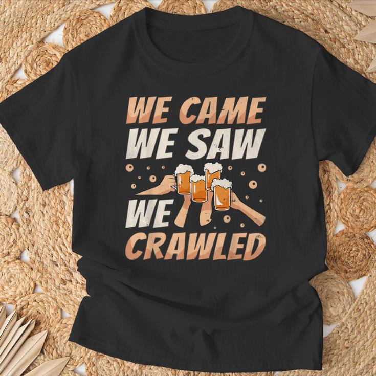 We Came We Saw We Crawled Bar Crawl Craft Beer Pub Hopping T-Shirt Gifts for Old Men