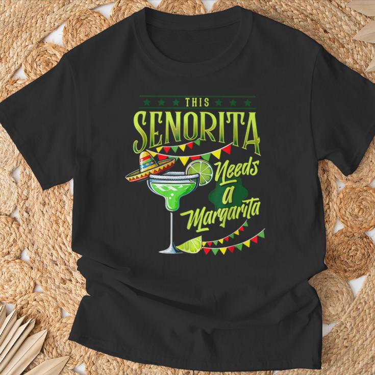 This Senorita Needs A Mexican Cinco De Mayo Women T-Shirt Gifts for Old Men