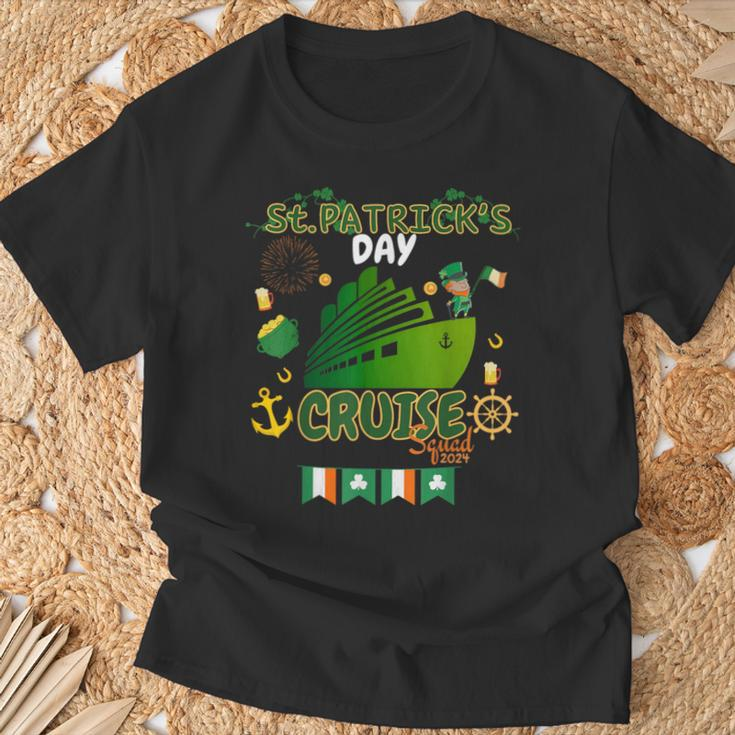 Shamrock Cruise Ship Ireland Flag St Patrick's Day T-Shirt Gifts for Old Men