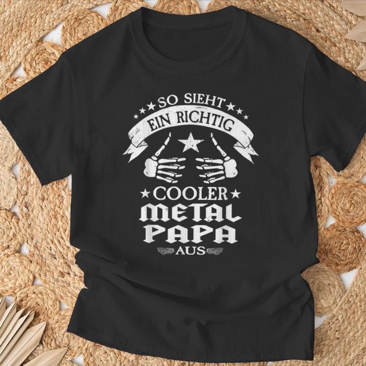 So Ssieht Ein Cooler Metal Papa Aus I Heavy Metal Papa S T-Shirt Geschenke für alte Männer