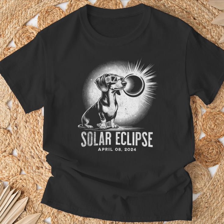 Solar Eclipse 2024 Dachshund Wearing Glasses T-Shirt Gifts for Old Men