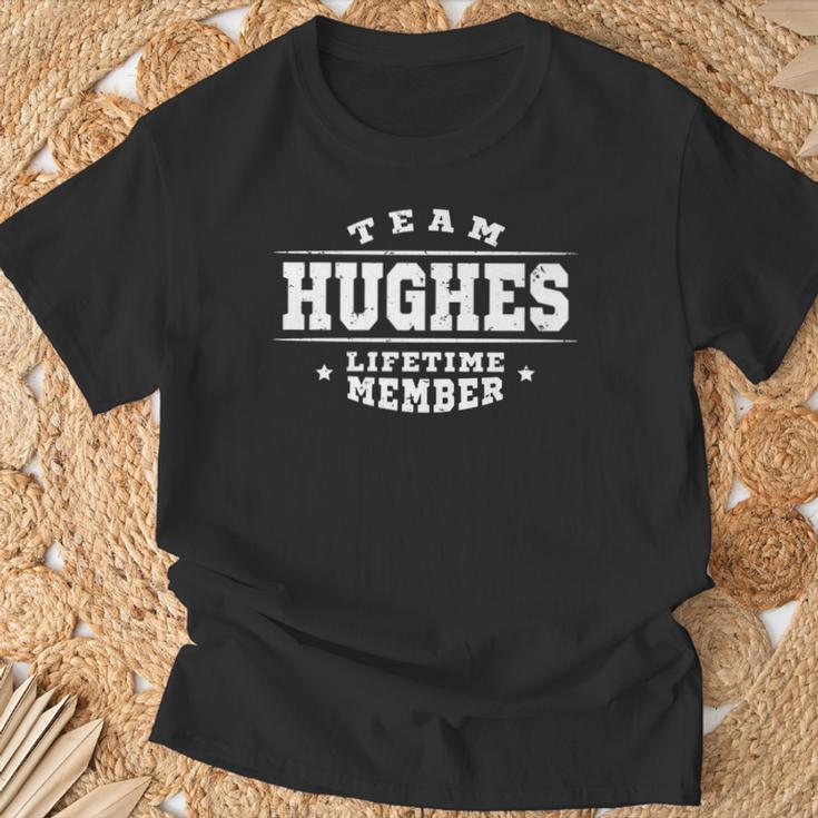 Team Hughes Lifetime Member Proud Family Name Surname T-Shirt Gifts for Old Men