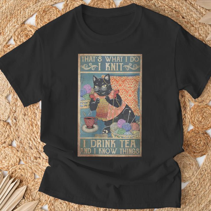 That's What I Do I Knit I Drink Tea And I Know Things Cat T-Shirt Gifts for Old Men