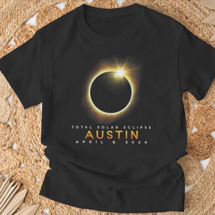 Total Solar Eclipse 2024 Austin April 8 2024 Moon Cover T-Shirt Gifts for Old Men