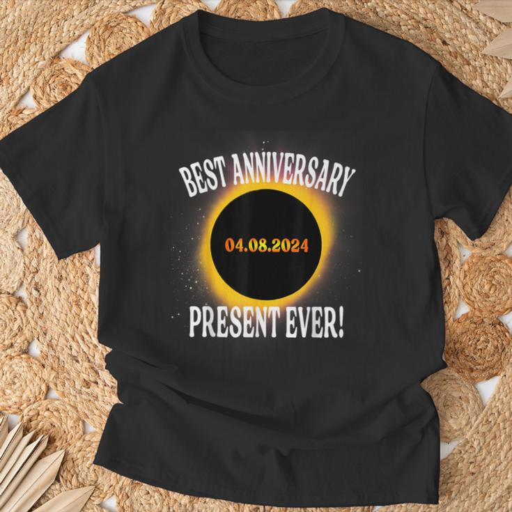 Total Solar Eclipse Best Anniversary Present Ever April 2024 T-Shirt Gifts for Old Men