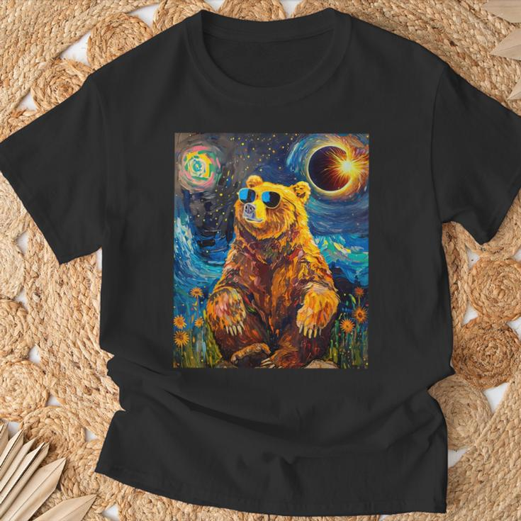 Total Solar Eclipse Grizzly Bear T-Shirt Gifts for Old Men