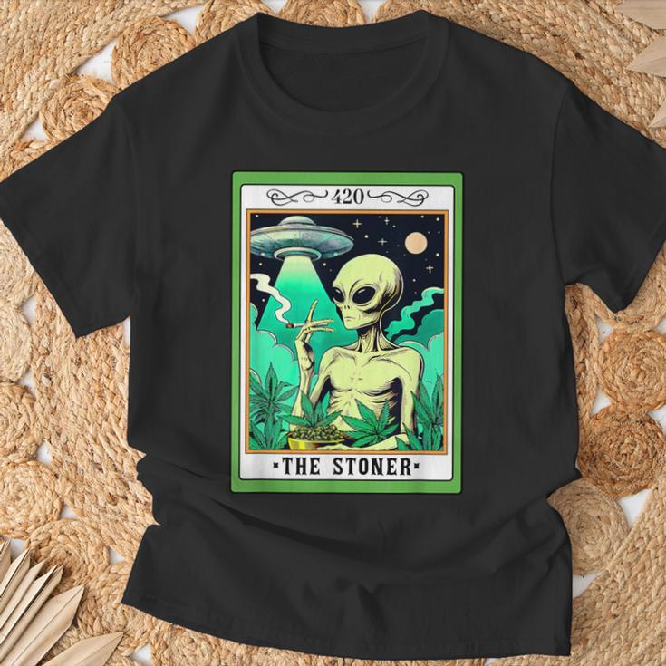 Ufo Alien Smoking Cannabis Weed 420 The Stoner Tarot Card T-Shirt Gifts for Old Men
