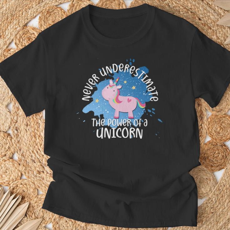 Never Underestimate The Power Of A Unicorn Quote T-Shirt Gifts for Old Men