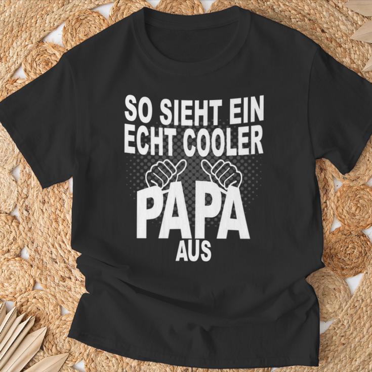 Vater Bester Papa Spruch Cooler Papa Stolzerater T-Shirt Geschenke für alte Männer