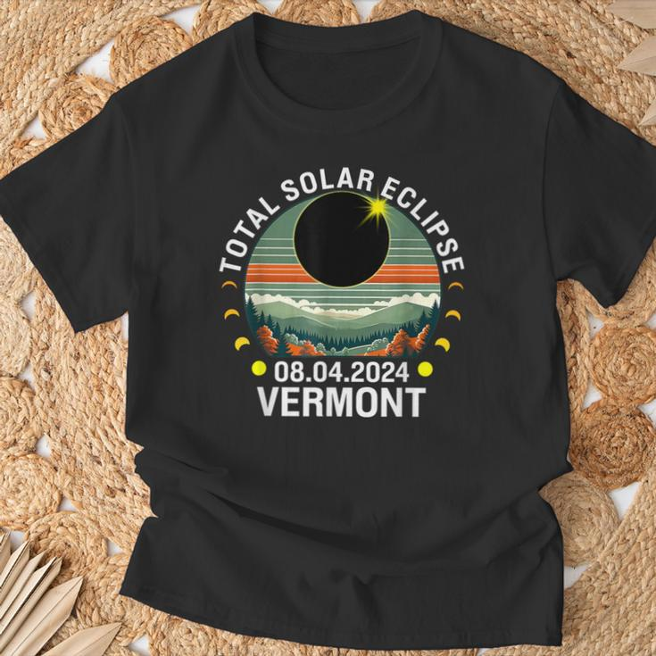 Vermont Eclipse 40824 America Total Solar Eclipse 2024 Vt T-Shirt Gifts for Old Men