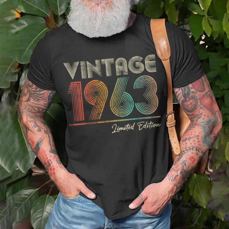 Vintage 1963 61 Year Old 61St Birthday For Women T-Shirt Gifts for Old Men
