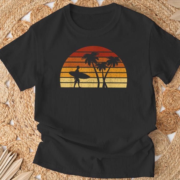 Vintage Sun Surfing For Surfers And Surfers T-Shirt Geschenke für alte Männer