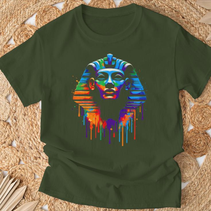 King Tut Tutankhamun Minimalist Vibrant Style Christmas T-Shirt Gifts for Old Men