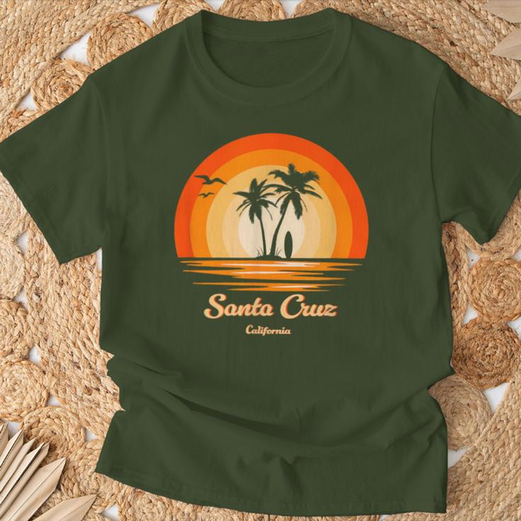 Santa Cruz California Vintage Retro Ca Surfing T-Shirt Gifts for Old Men