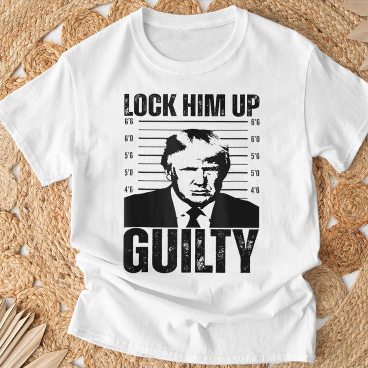 Donald Trump Hot Lock Him Up Trump Shot T-Shirt Gifts for Old Men