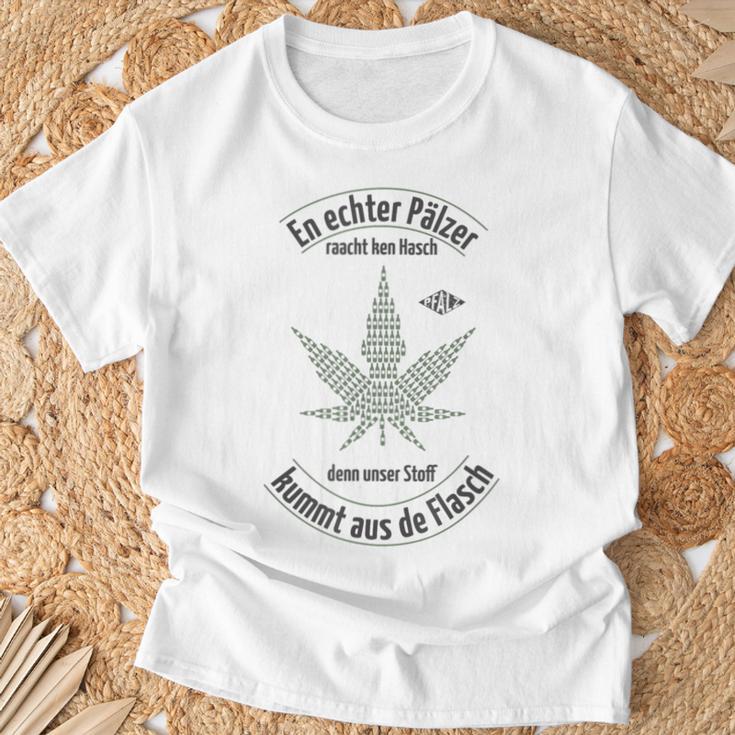 Ein Echter Pfälzer Raucht Kein Cannabis Pfalz Marihuana Wein T-Shirt Geschenke für alte Männer