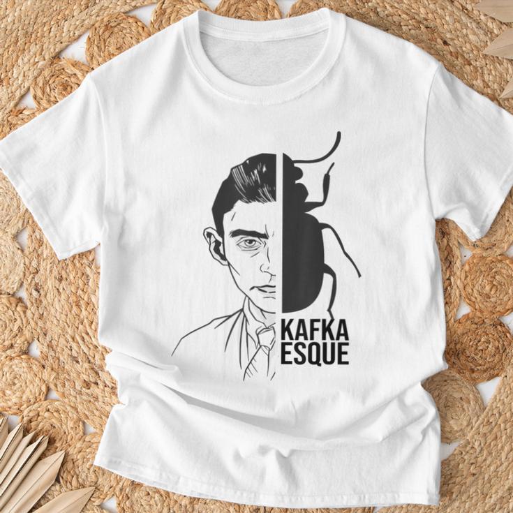 Franz Kafka Kafkaesque Portrait T-Shirt Geschenke für alte Männer