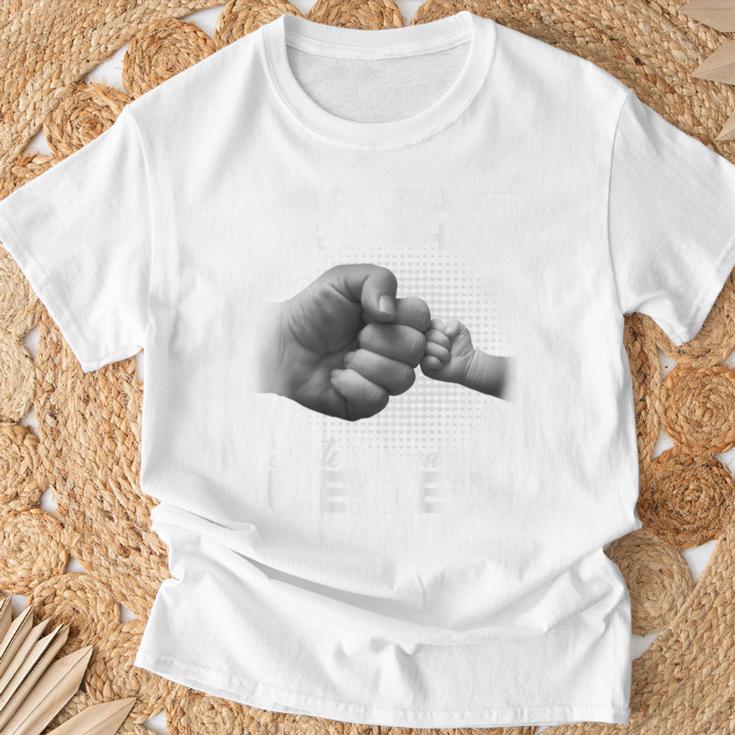 With German “Papa & Sohn Beste Freunde Fürs Leben” Writing For Father's Day Partner Look T-Shirt Geschenke für alte Männer