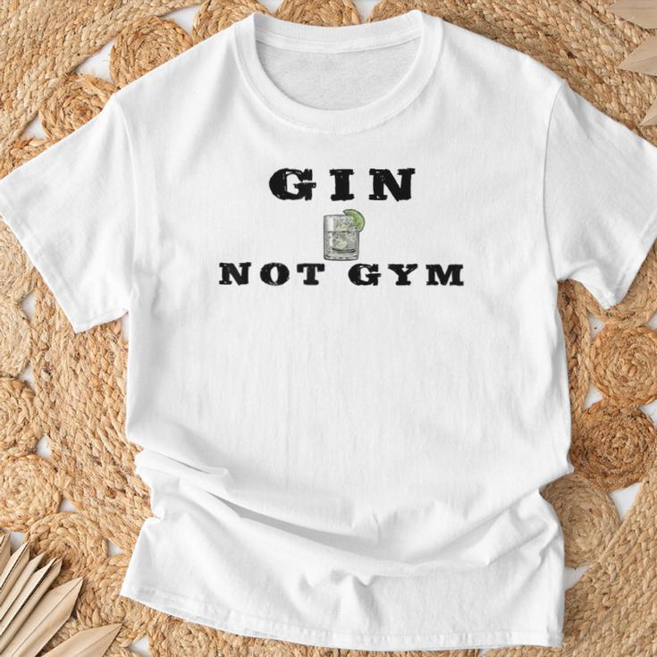 Gin Not Gym Gin Tonic Drinker T-Shirt Geschenke für alte Männer