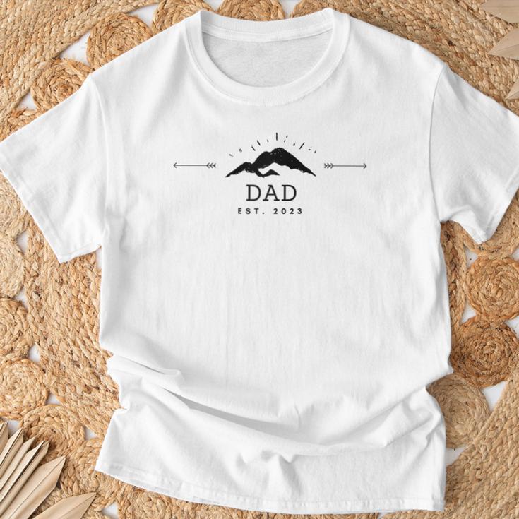 Herren Dad Est 2023 Fels Berg Männer Mann Papa Cool Schwarz Raglan T-Shirt Geschenke für alte Männer