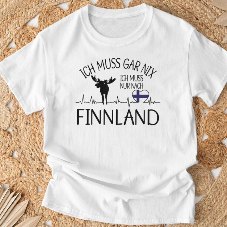 Ich Muss Gar Nix Ich Muss Nur Nach Finland Gray S T-Shirt Geschenke für alte Männer