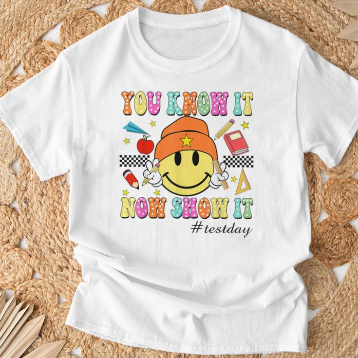 You Know It Now Show It Test Day Smile Face Testing Teacher T-Shirt Gifts for Old Men