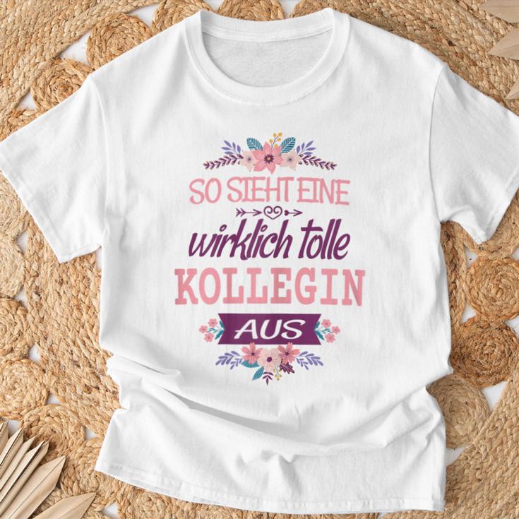 Kollegin Geburtstag Arbeitskollegin Arbeit Spruch Lustig T-Shirt Geschenke für alte Männer