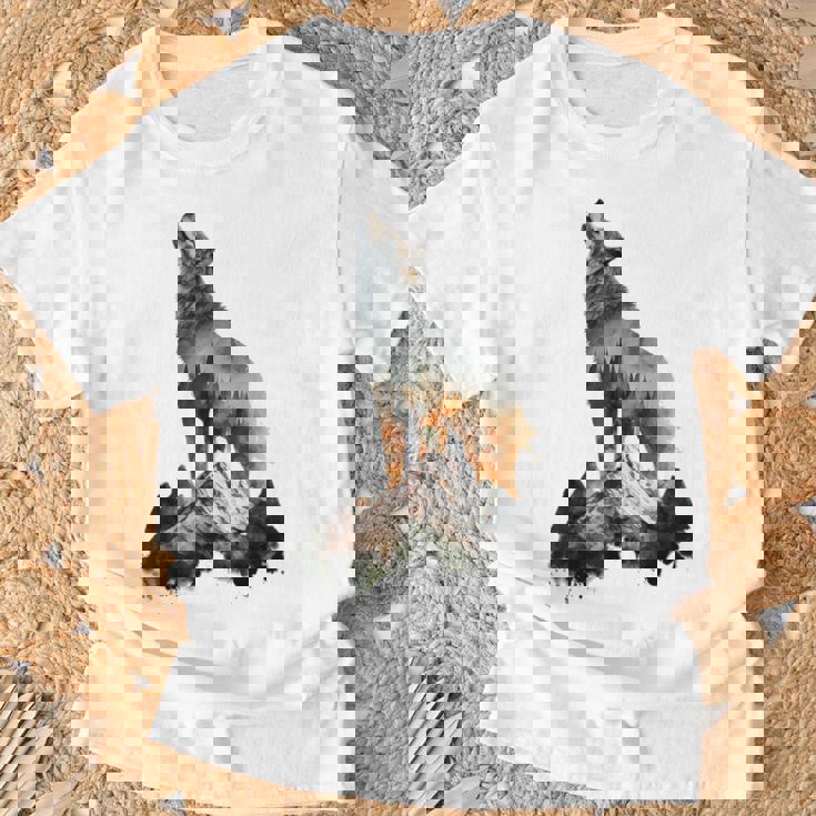 Lobo Aulla Montañas Naturaleza Animal Arte Animal Amantes Lobo Camiseta unisex Regalos para ancianos