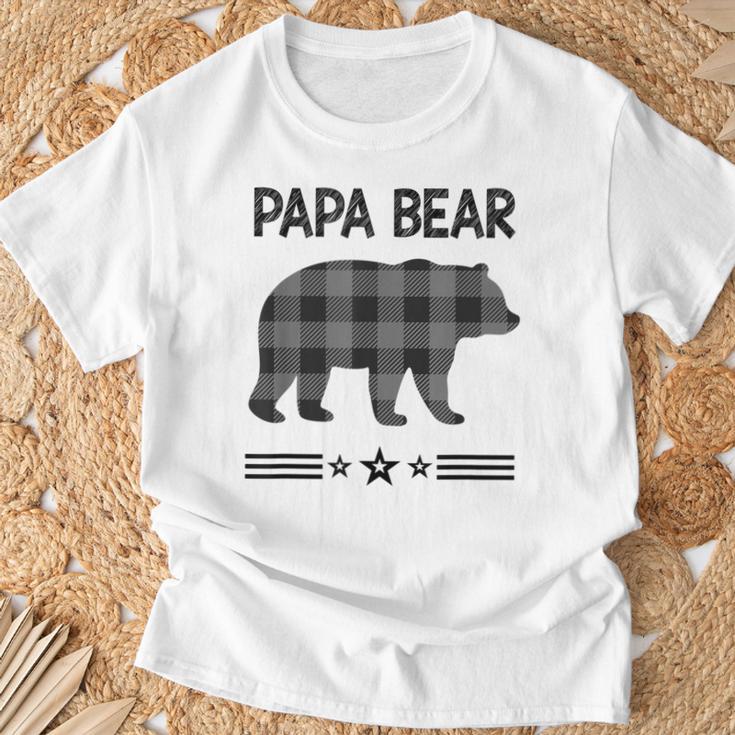 Papa-Bär In Schwarz-Weiß Kariertem Bär T-Shirt Geschenke für alte Männer